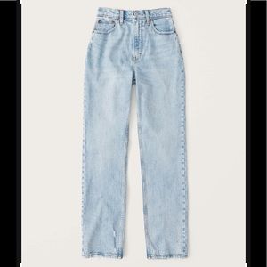 Abercrombie & Fitch Curve Love 90s Ultra High Rise Straight Jeans